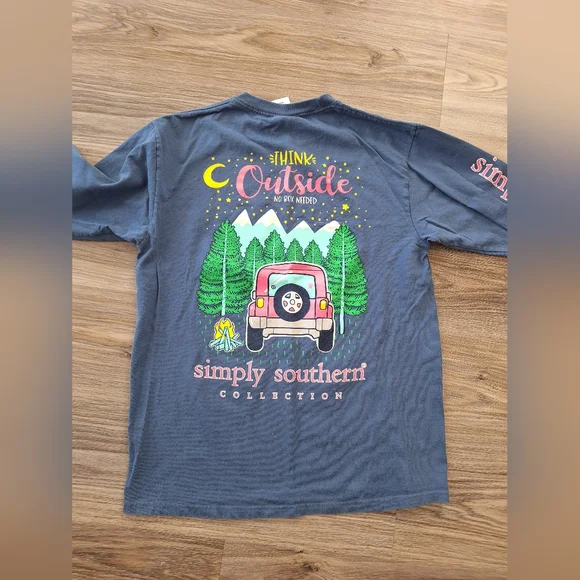Women's Simply Southern long sleeve t-shirt medium like new - Picture 4 of 6